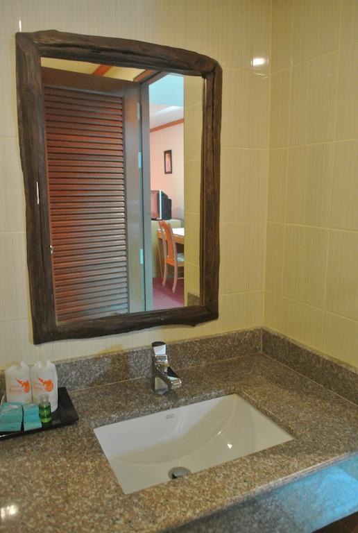 Chaikana Thani Hotel Phatthalung Exterior foto